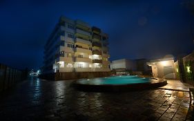Signature Homes Luxury Service Apartment